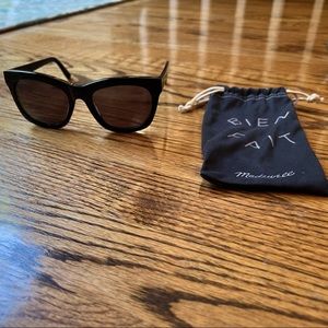 Madewell Belgrave sunglasses in black